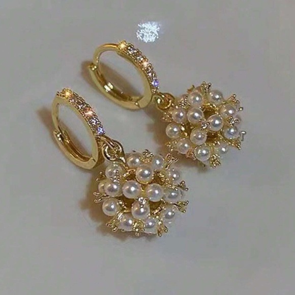 18K Gold Plated Stainless Steel Faux Pearl Rhinestone Earrings - Picture 3 of 4